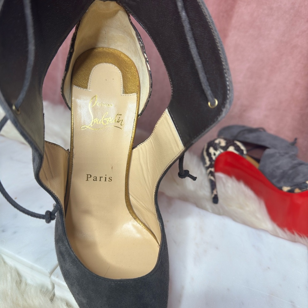 CHRISTIAN LOUBOUTIN NIB CAMPANIA TAUPE SUEDE PYTHON HEEL PUMPS 38 - Picture 7 of 12